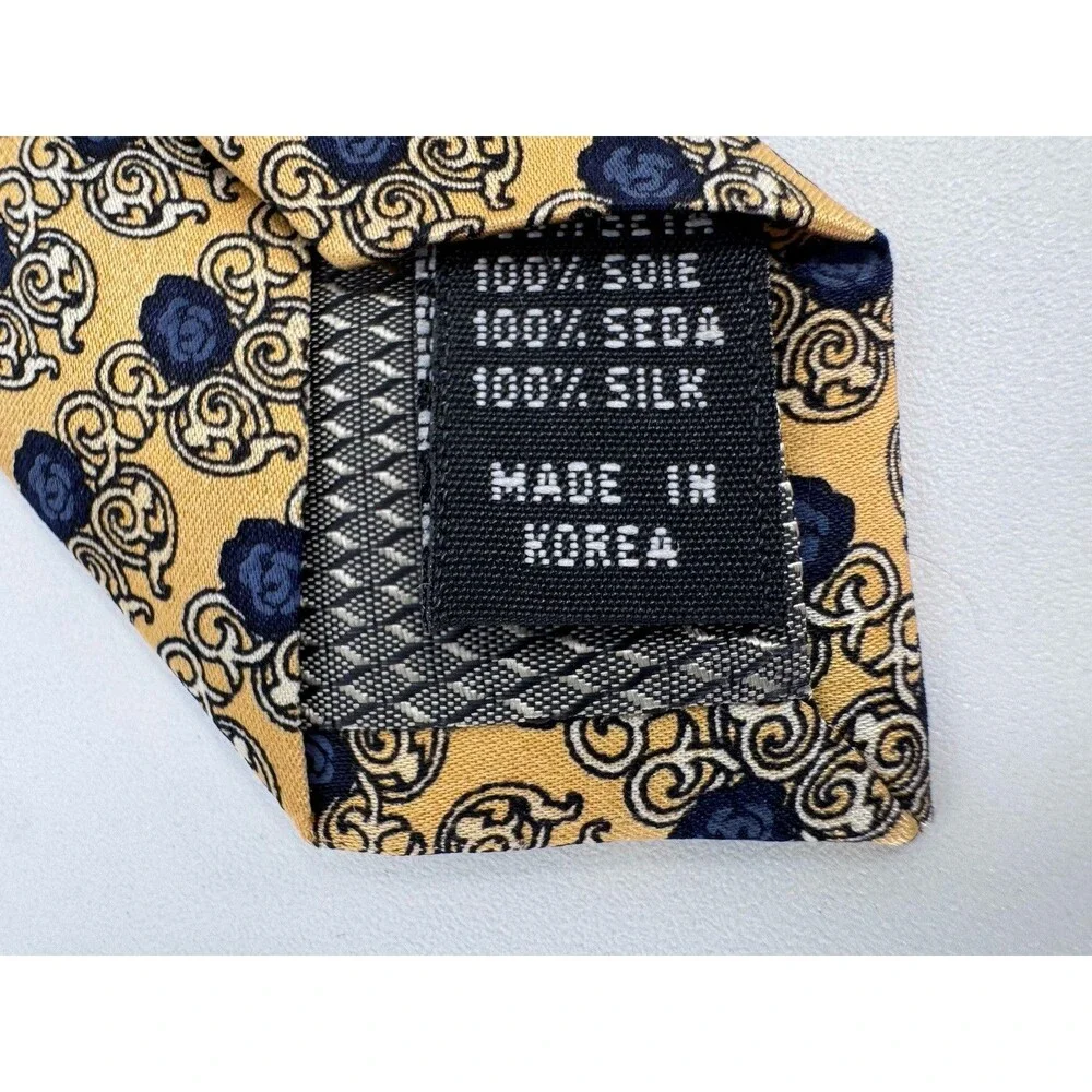 VINTAGE Di  Moggio Tie 100% Silk Korea Made Necktie Business GEOMETRIC